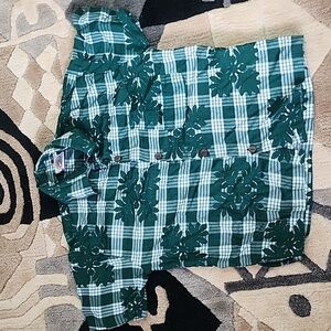 Palaka Aloha Shirt Green & White Hawaiian Ohana Ulu Quilt Print